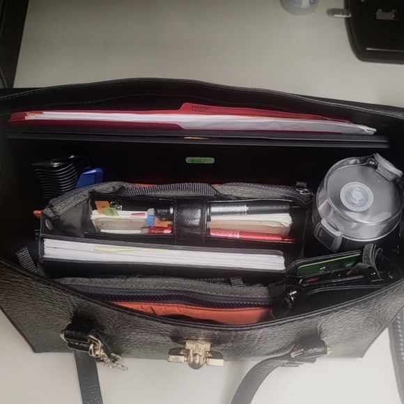 DKNY Large Pebbled Leather Satchel  Briefcase Bag  FITS TONS! - Picture 8 of 14